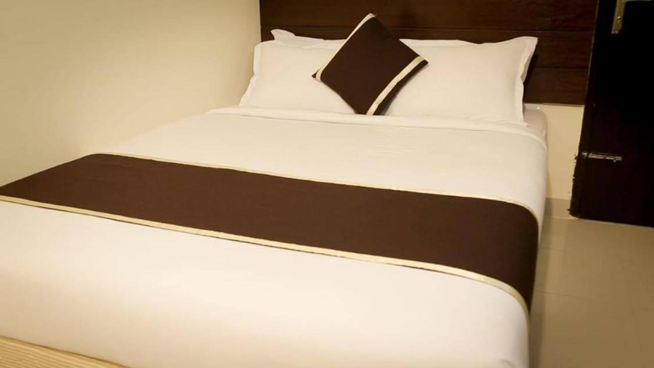 Hotel Golden Hill Koks Badźar Zewnętrze zdjęcie