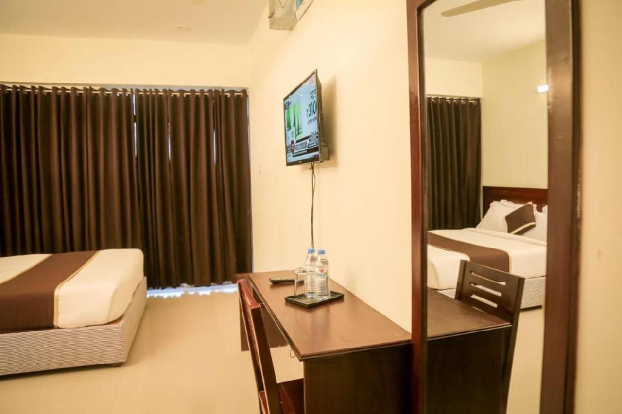 Hotel Golden Hill Koks Badźar Zewnętrze zdjęcie